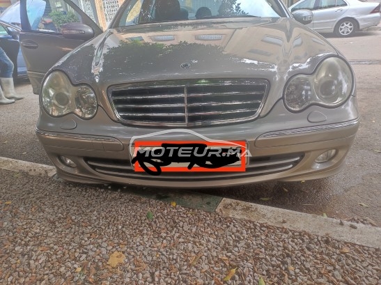 ميرسيديس-بينز كلاسي سي W203 مستعملة 1700459