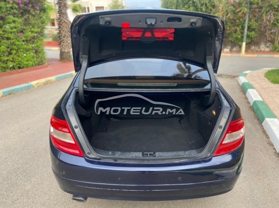 ميرسيديس-بينز 220 Très bon état مستعملة 1784218