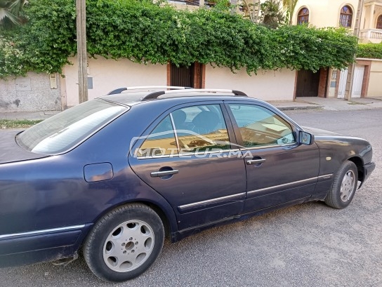 ميرسيديس-بينز 220 W210 مستعملة 1696406