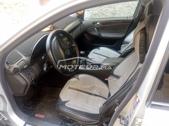 MERCEDES-BENZ 220 203w occasion 1776845