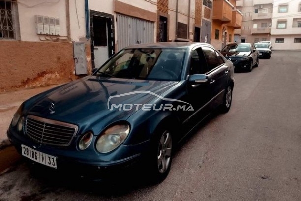 MERCEDES-BENZ 220 occasion 1928106