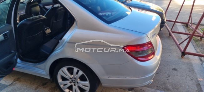 MERCEDES-BENZ 220 occasion 1816543