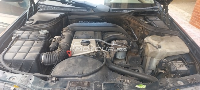 MERCEDES-BENZ 220 occasion 1875976