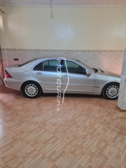 ميرسيديس-بينز كلاسي سي 220 مستعملة 1527900