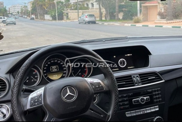 MERCEDES-BENZ 220 occasion 1832860