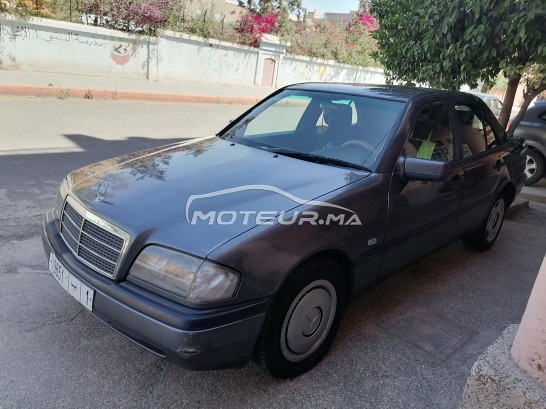 ميرسيديس-بينز كلاسي سي 220 مستعملة 1161526