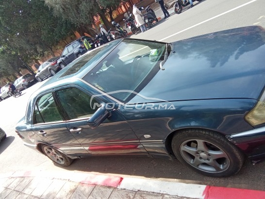 MERCEDES-BENZ 220 occasion 1815733