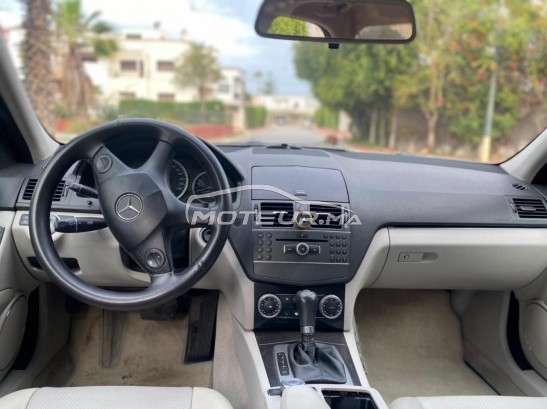 ميرسيديس-بينز 220 Très bon état مستعملة 1784221