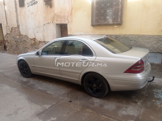 MERCEDES-BENZ 220 203w occasion 1776850