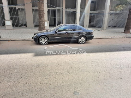 ميرسيديس-بينز 220 C220 مستعملة 1683722
