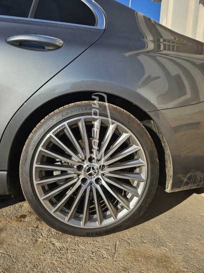 ميرسيديس-بينز كلاسي سي 220 pack amg line plus مستعملة 1702591