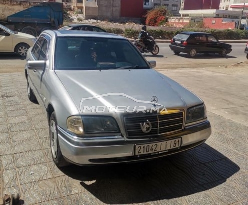 ميرسيديس-بينز 220 Dci مستعملة 1927573