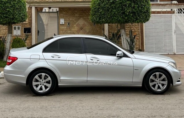 MERCEDES-BENZ 220 occasion 1832859