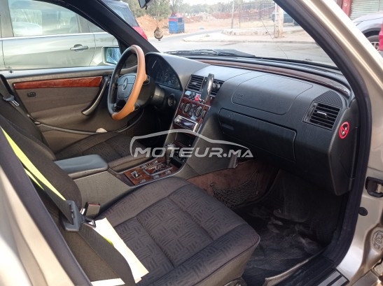 ميرسيديس-بينز كلاسي سي 250 مستعملة 1664424