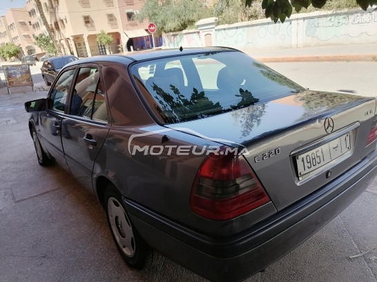 ميرسيديس-بينز كلاسي سي 220 مستعملة 1161524
