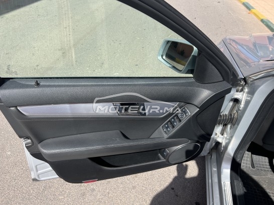 MERCEDES-BENZ 220 occasion 1750312