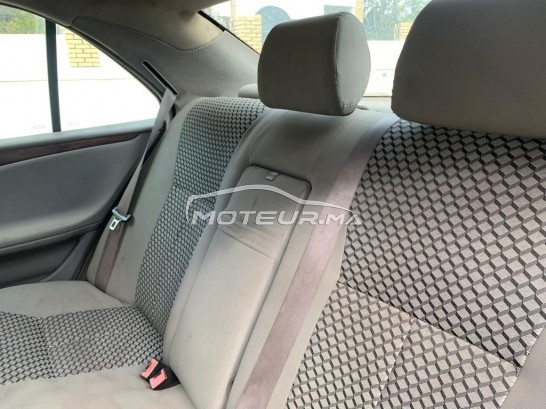 ميرسيديس-بينز 220 E220 مستعملة 1761117