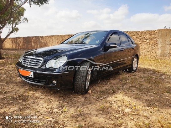 ميرسيديس-بينز كلاسي سي 220 élégance مستعملة 1172836
