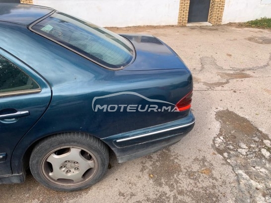 ميرسيديس-بينز 220 E220 مستعملة 1761114