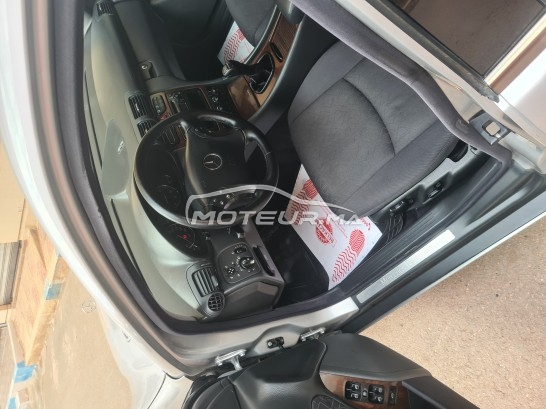 ميرسيديس-بينز كلاسي سي 220 مستعملة 1527896