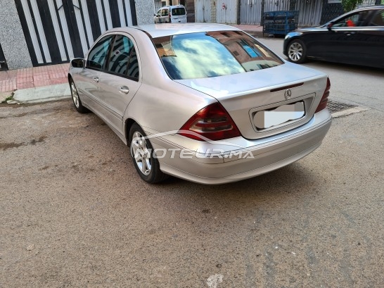 ميرسيديس-بينز 220 مستعملة 1826171