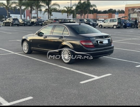 MERCEDES-BENZ 220 Avant-garde occasion 1753895