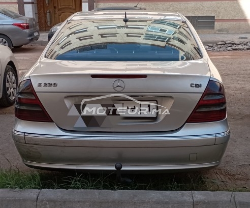 ميرسيديس-بينز 220 Classe e مستعملة 1769185