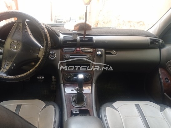 MERCEDES-BENZ 220 203w occasion 1776848