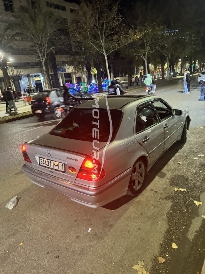 ميرسيديس-بينز 250 مستعملة 1858481