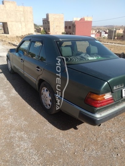 MERCEDES-BENZ 250 W124 occasion 1482536