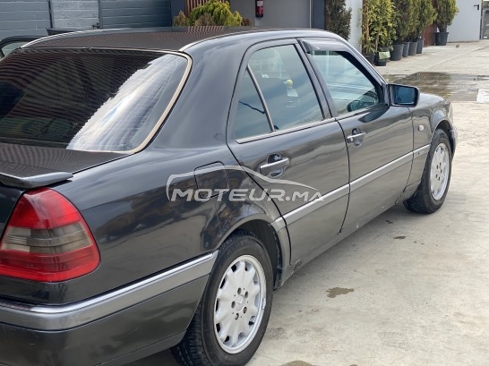 MERCEDES-BENZ 250 Élégance occasion 1923325