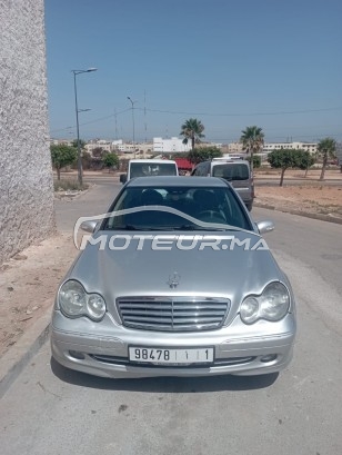 MERCEDES-BENZ 270 occasion 1890299