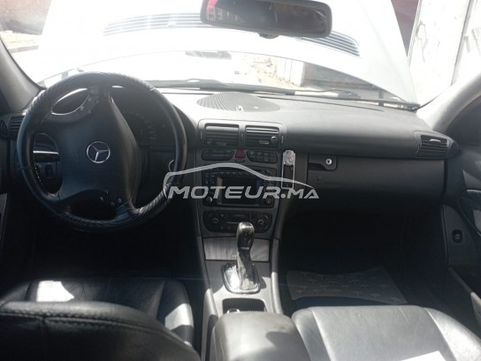 MERCEDES-BENZ 270 occasion 1890296