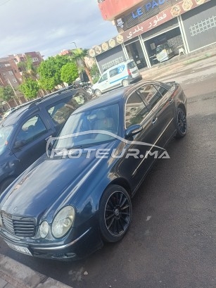 ميرسيديس-بينز 270 Mliha kolchi zin مستعملة 1729896