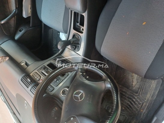 ميرسيديس-بينز 200 C200 مستعملة 1999661