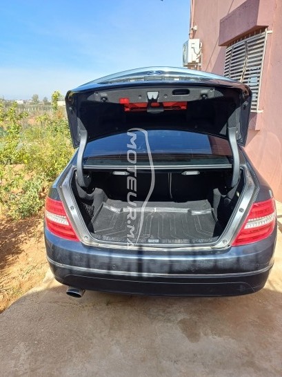 MERCEDES-BENZ 220 2010 occasion 2598307