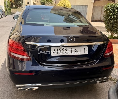 MERCEDES-BENZ 220 W213 occasion 2502383