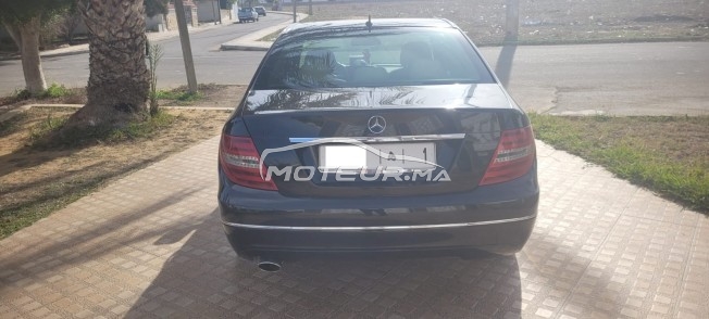 ميرسيديس-بينز 220 Zaki مستعملة 2001337