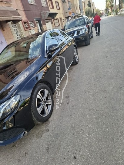 ميرسيديس-بينز 220 E 213 مستعملة 2710128