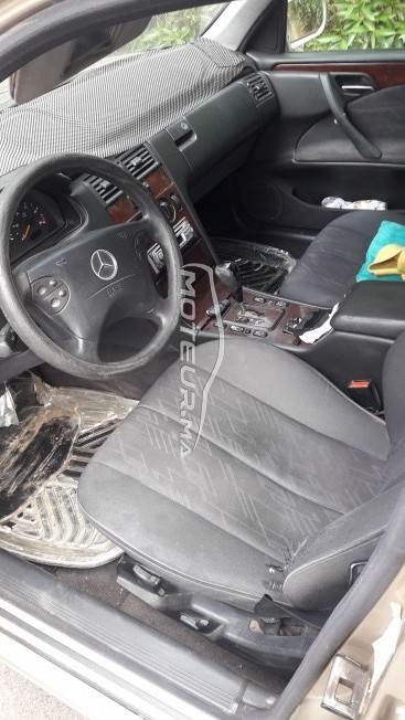 MERCEDES-BENZ 220 E 220 occasion 1998662