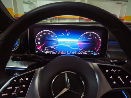 ميرسيديس-بينز 220 220d مستعملة 2412615