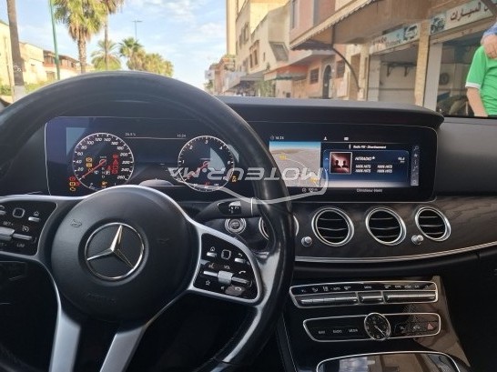 ميرسيديس-بينز 220 E 213 مستعملة 2710126