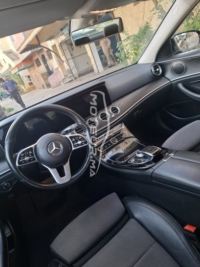 ميرسيديس-بينز 220 E 213 مستعملة 2710124