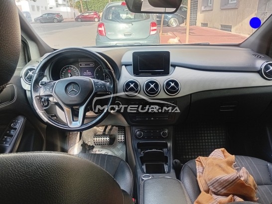 ميرسيديس-بينز كلاسي ب 180 مستعملة 3109017