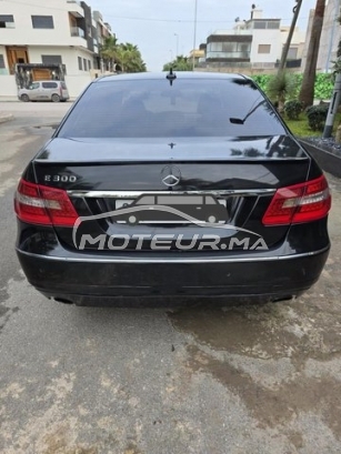 ميرسيديس-بينز كلاسي ي 3.0 مستعملة 3271385