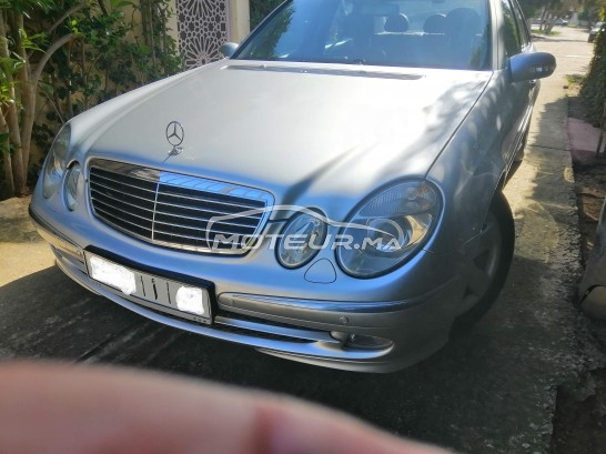 ميرسيديس-بينز كلاسي ي E 270 مستعملة 2008849