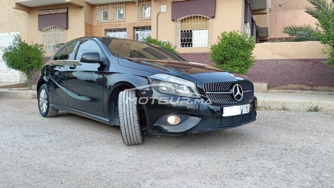 ميرسيديس-بينز كلاسي ا 180 مستعملة 1601017