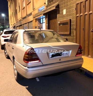 ميرسيديس-بينز كلاسي سي W202 250 مستعملة 1554467