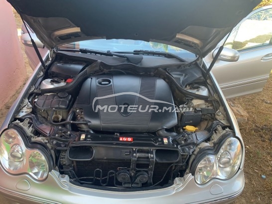 ميرسيديس-بينز كلاسي سي C220 cdi w203 مستعملة 1704616