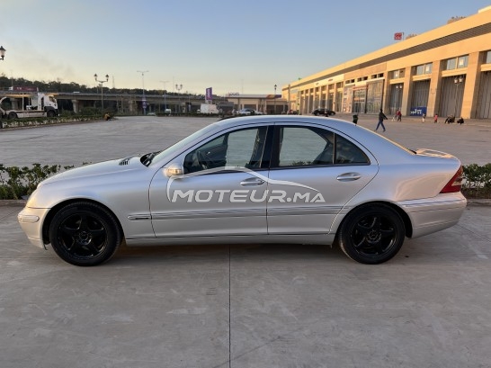 ميرسيديس-بينز كلاسي سي W203 مستعملة 1829900